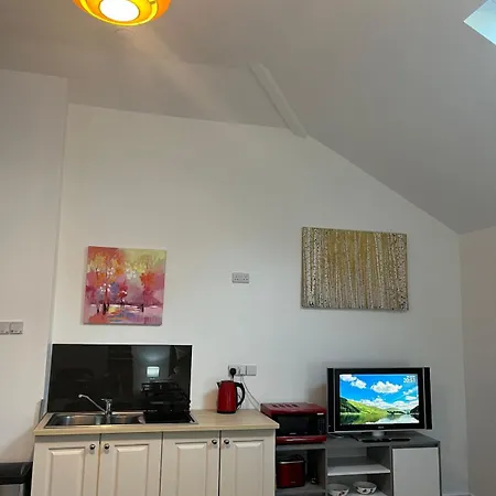 Διαμέρισμα Beautiful In Beaufort Village On Local Link Bus Route Κιλάρνεϊ