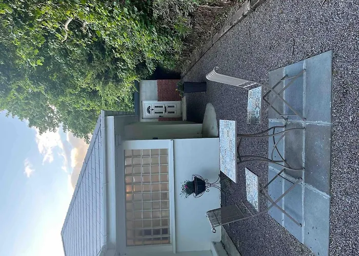 公寓 Beautiful In Beaufort Village On Local Link Bus Route *