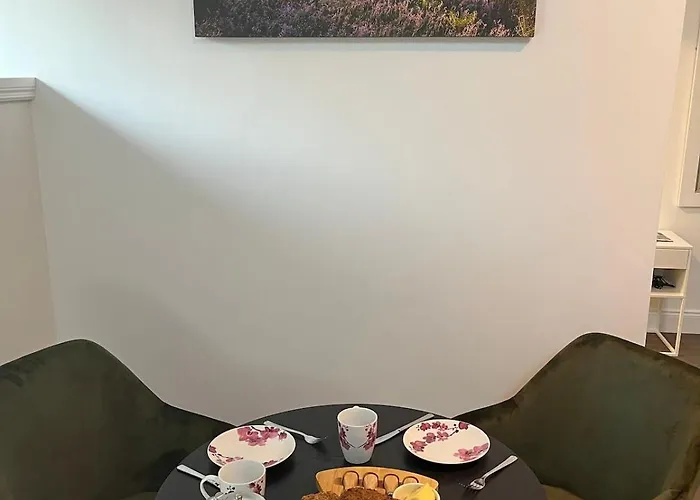 Beautiful In Beaufort Village On Local Link Bus Route 公寓 基拉尼